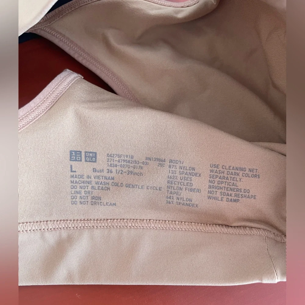 Uniqlo Women's Intimates Set - Black, Tan, and Pink